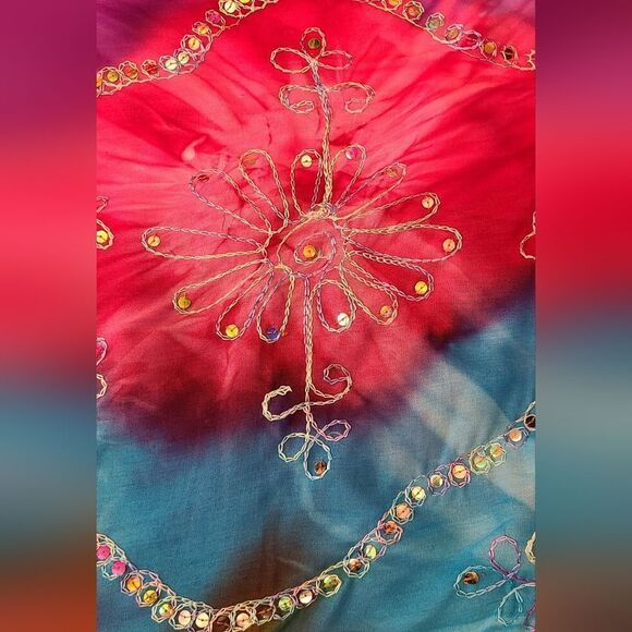 Hand-Made Wrap or Shawl Embroidered Sequined Tie-Dyed Fringe  45" x 65" - Picture 6 of 15